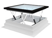 Smoke ventilation flat roof windows - FAKRO